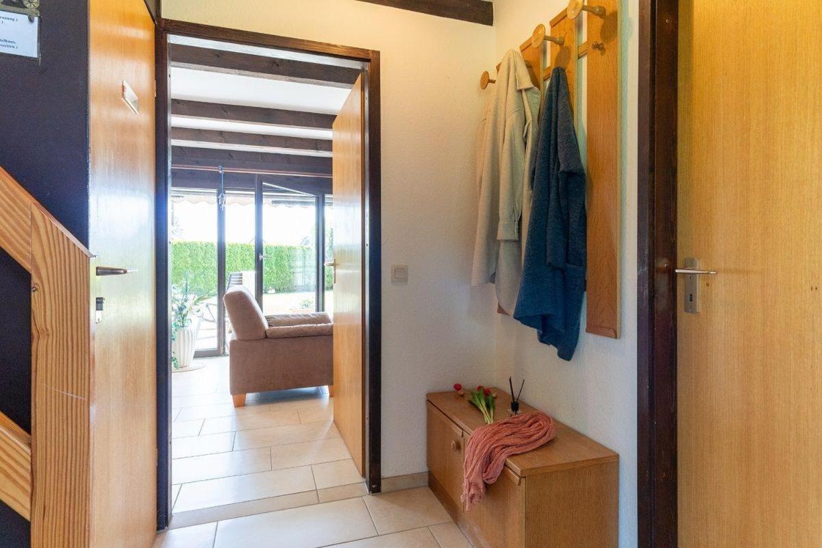 Am-Hohen-Ufer-Reetdach-Haus-Ocean-Breeze-136 Villa Grossenbrode Bagian luar foto